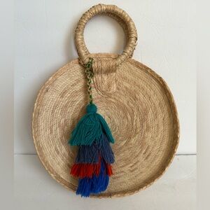 New Circular Woven Straw Bag w/ Round Handle & Hanging Tassle Beach Vacation Bag